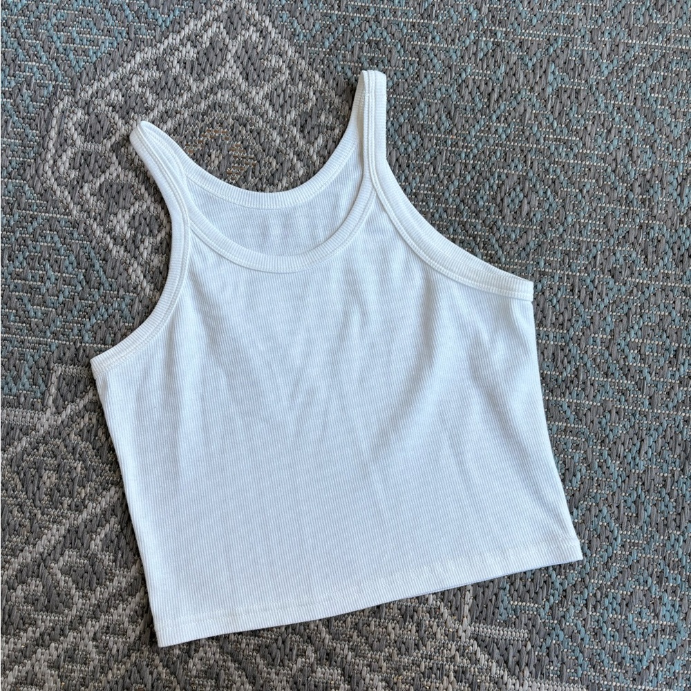 White Basic Top Bundle - Picture 4 of 5
